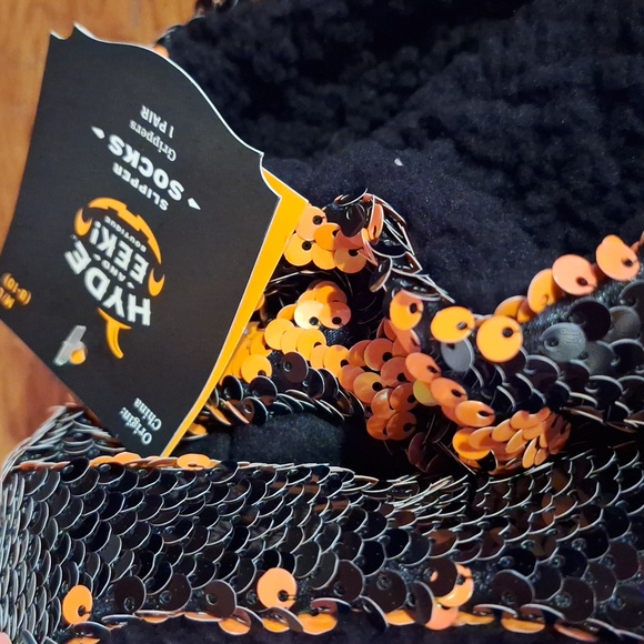 Halloween Pumpkin Slippers - Picture 3 of 4